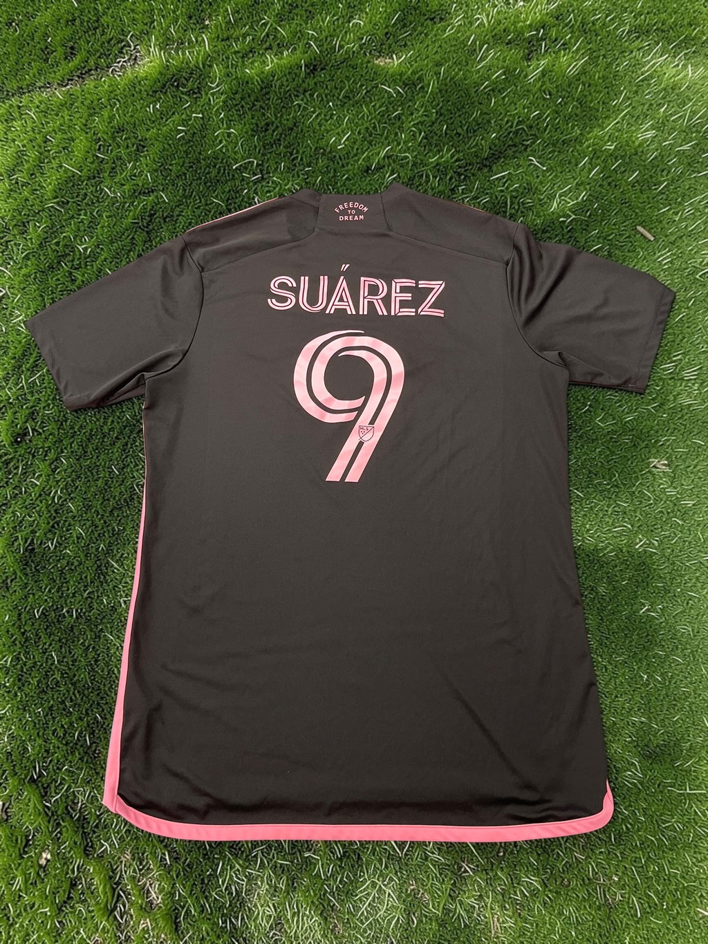 adidas Inter Miami Luis Suarez 22/23 Away Jersey HI1888