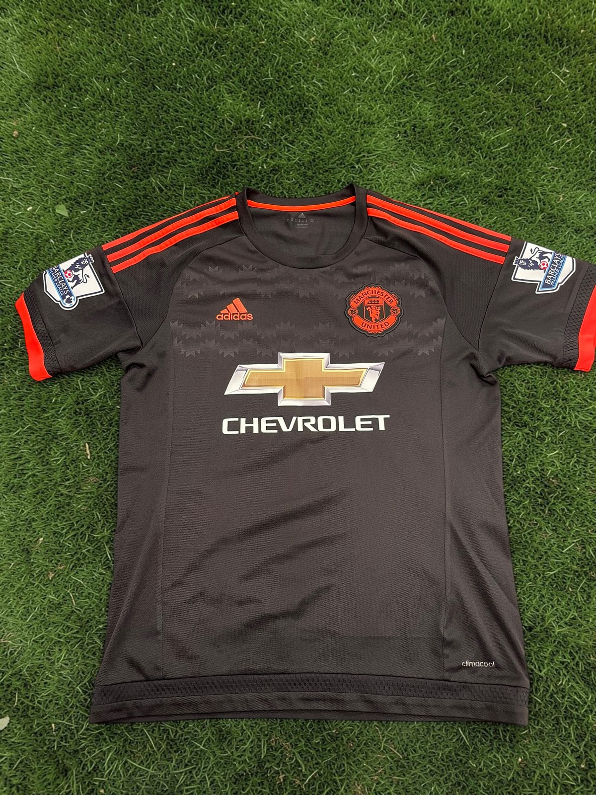 adidas Manchester United 15/16 Juan Mata Third Kit AC1445